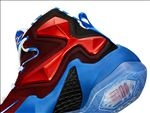 NIKE休闲运动鞋宣传广告