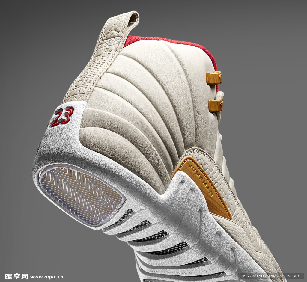NIKE休闲运动鞋宣传广告