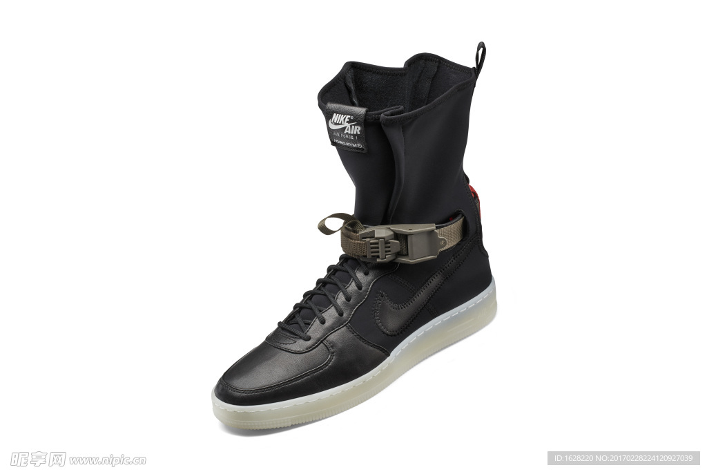 NIKE休闲运动鞋宣传广告