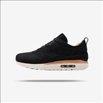 NIKE休闲运动鞋宣传广告