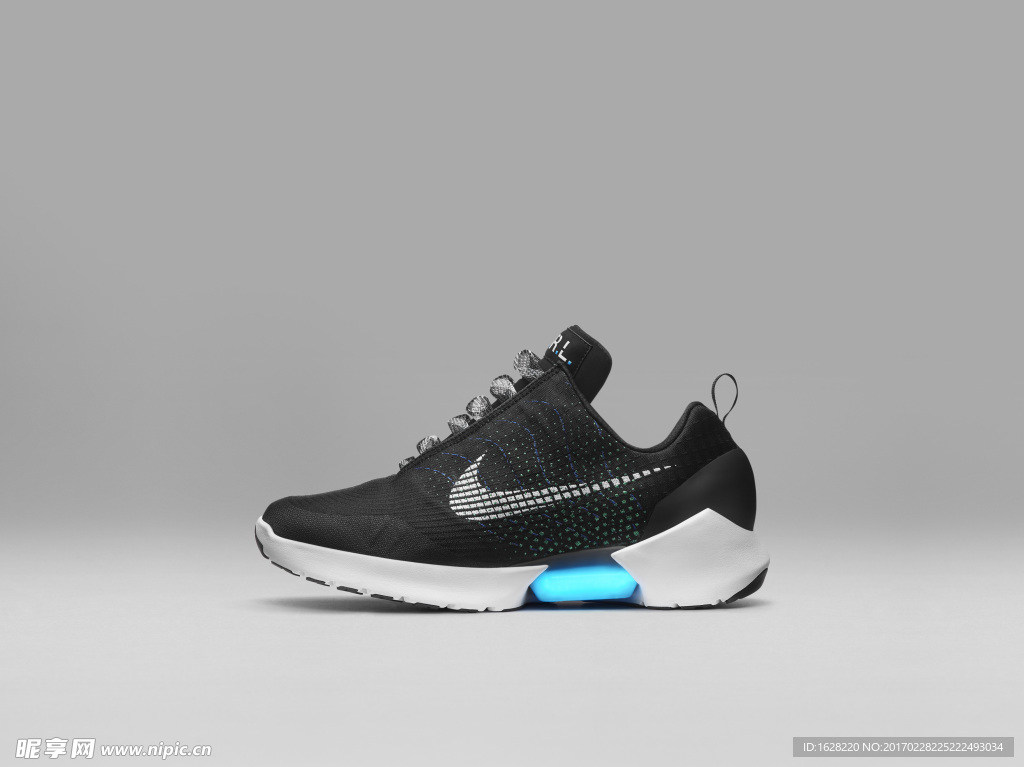 NIKE休闲运动鞋宣传广告