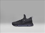 NIKE休闲运动鞋宣传广告