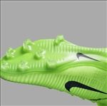 NIKE顶级足球鞋宣传广告