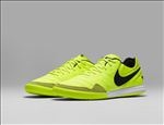 NIKE顶级足球鞋宣传广告