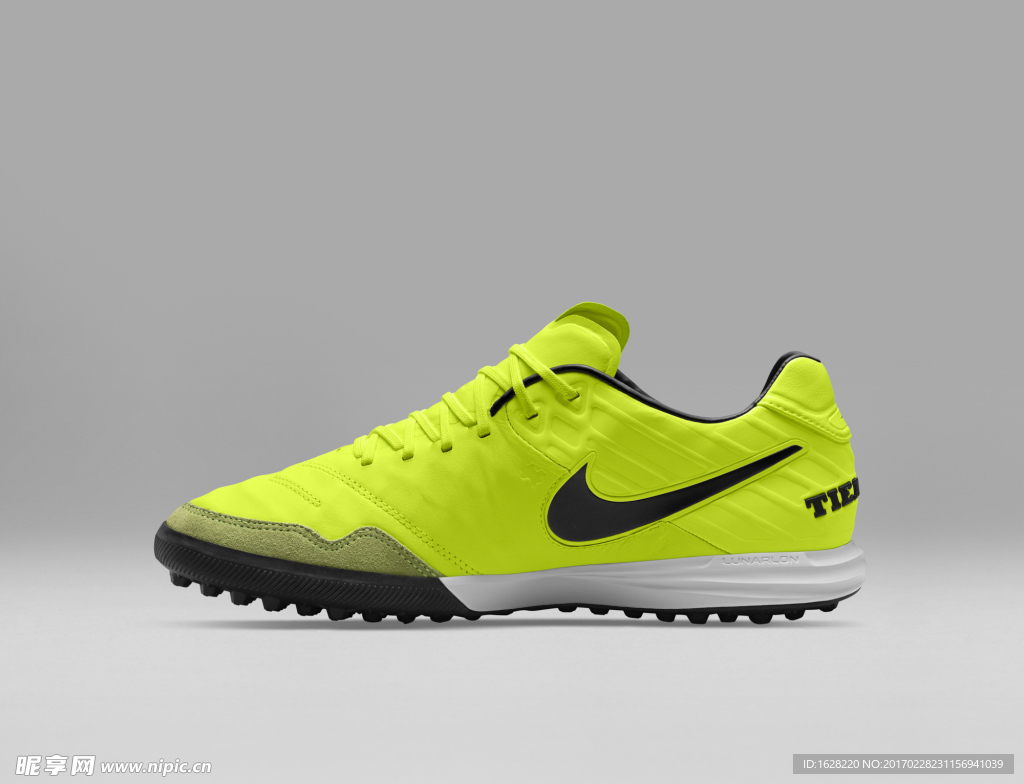 NIKE顶级足球鞋宣传广告
