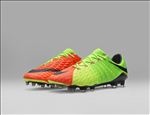 NIKE顶级足球鞋宣传广告