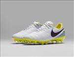 NIKE顶级足球鞋宣传广告