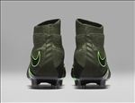 NIKE顶级足球鞋宣传广告