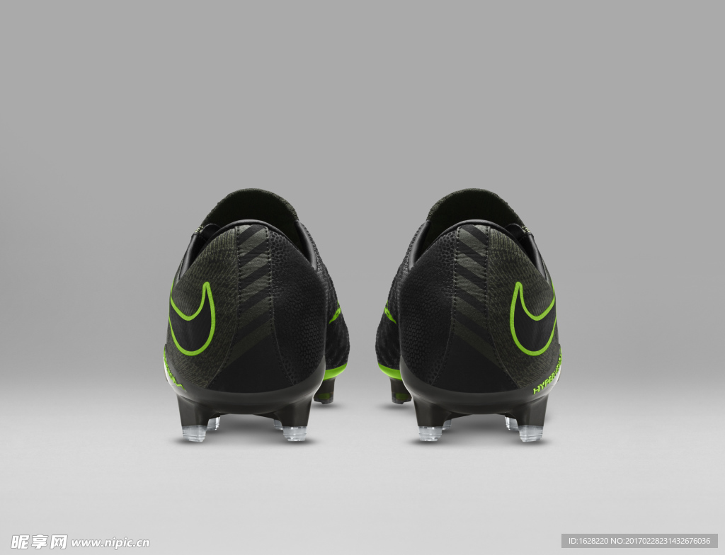 NIKE顶级足球鞋宣传广告