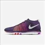 NIKE休闲运动鞋宣传广告
