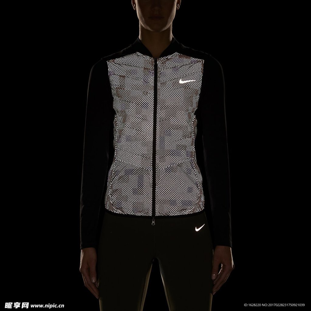 ADIDAS休闲运动服宣传广告