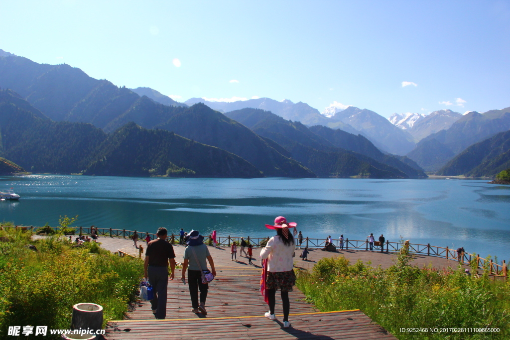 天山天池