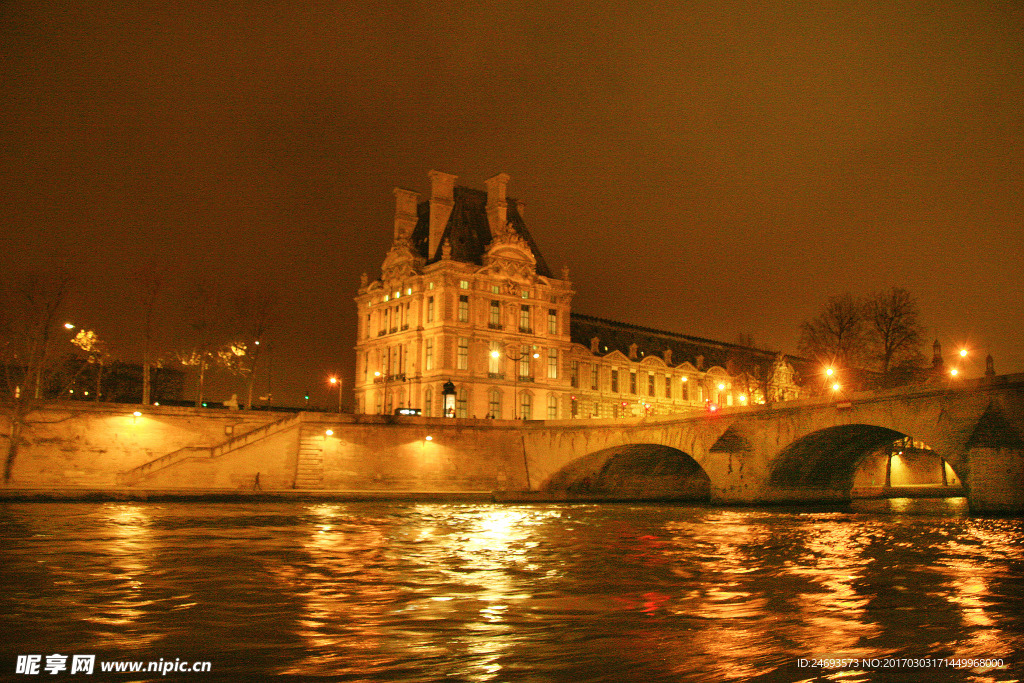 巴黎赛纳河夜景