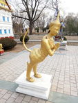 人像微缩雕塑侧面