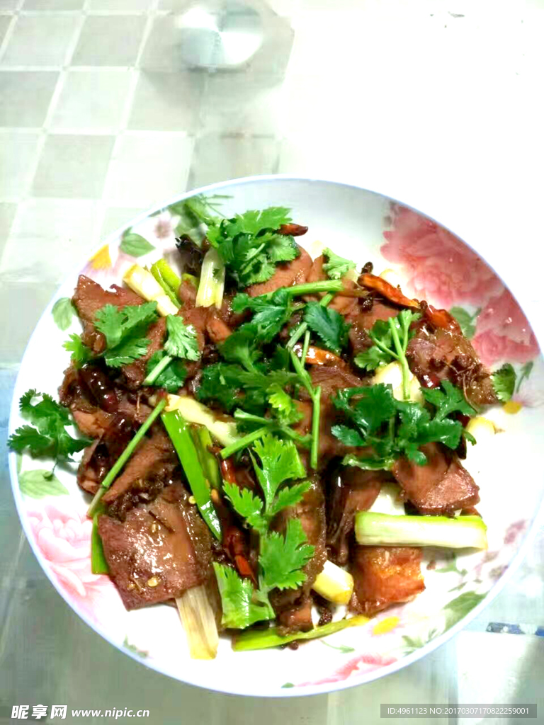 蒜爆牛肉 麻辣牛肉片