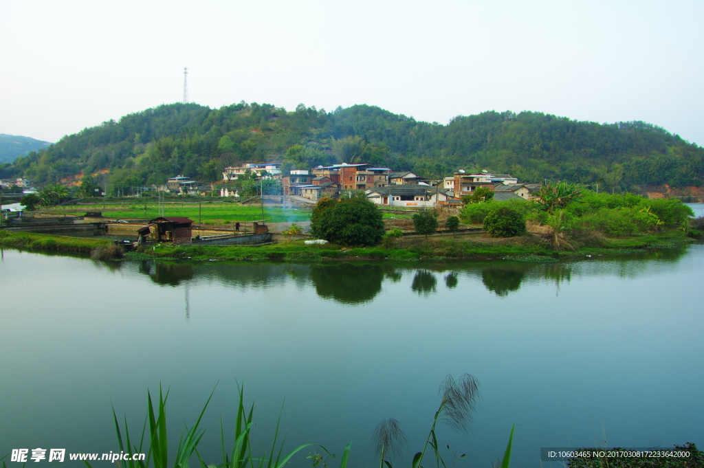 乡村山水 沿河半岛