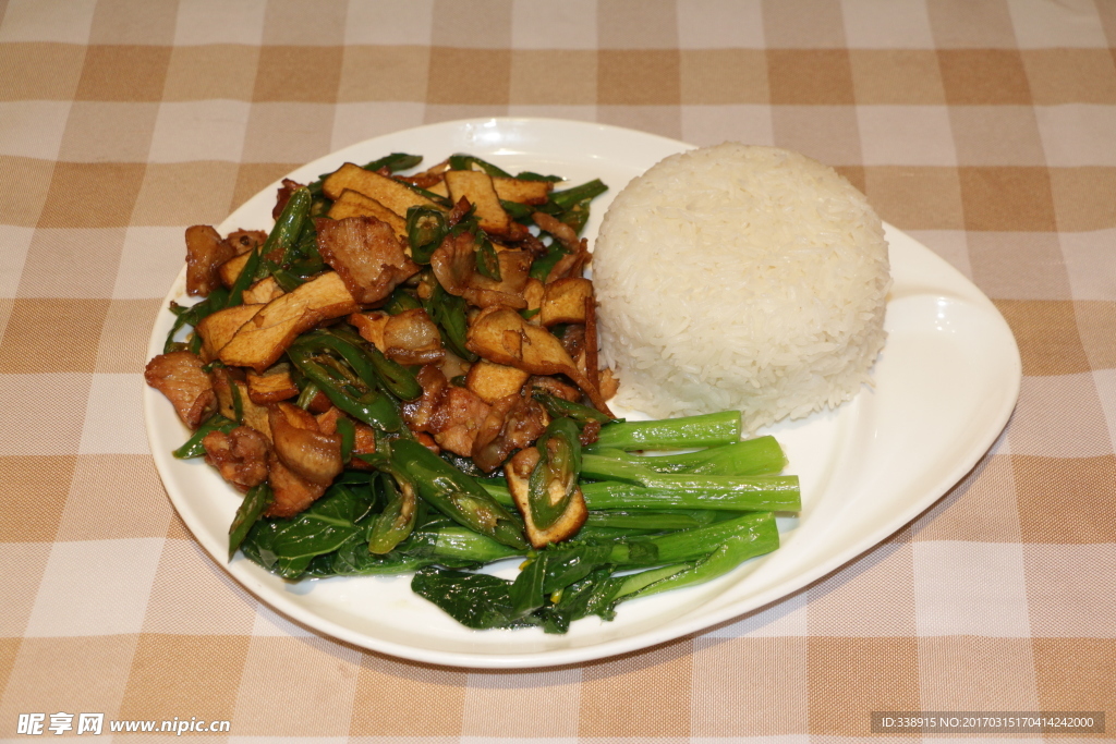 香干炒肉饭