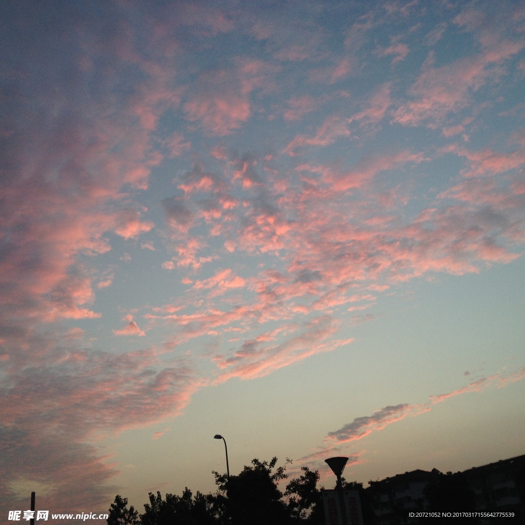 天空