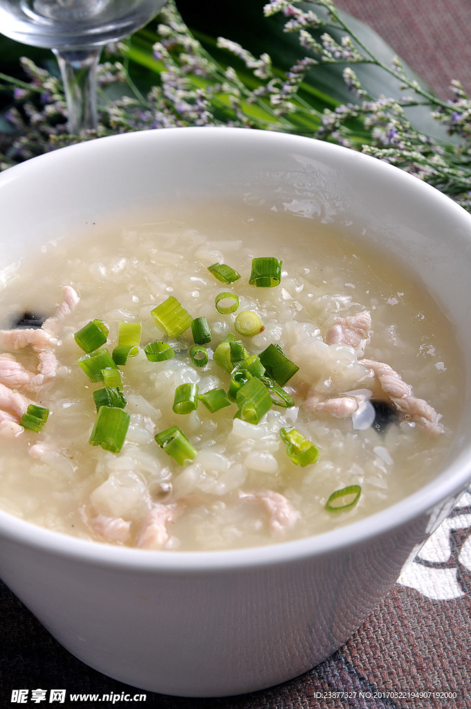 皮蛋瘦肉粥