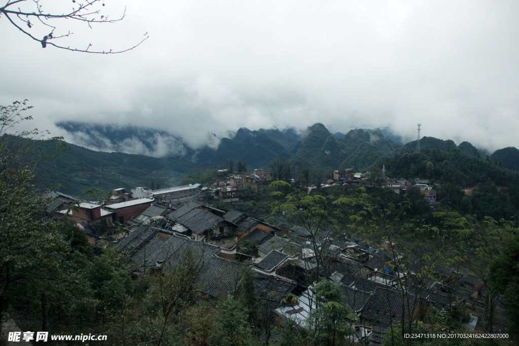 山上人家