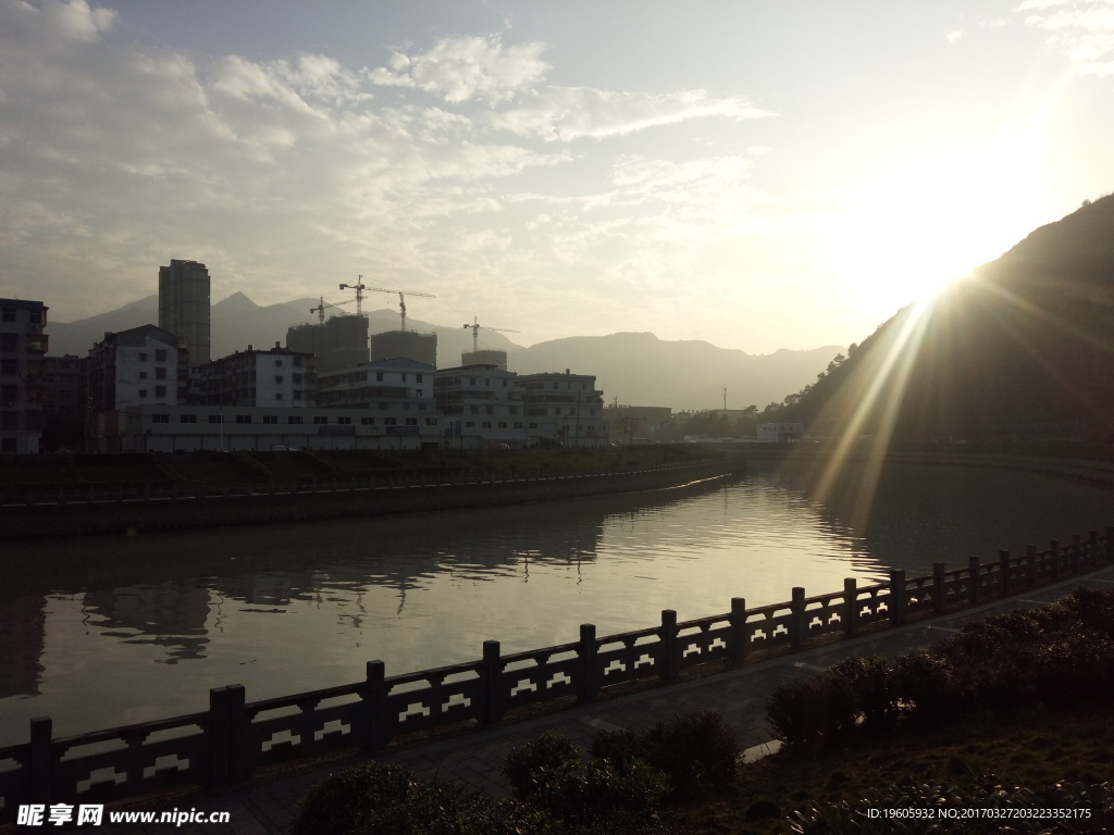 清晨