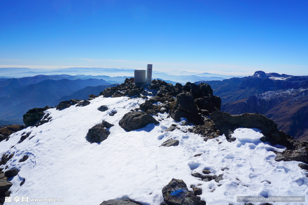 雪玲火峰