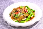 蒜苗炒腊肉