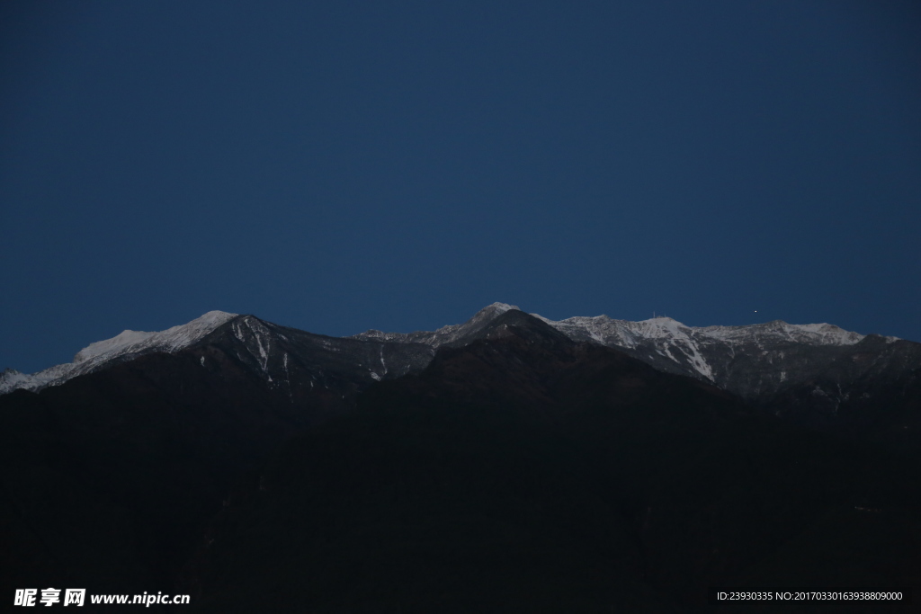 雪山