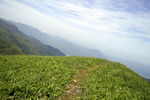 山峰蓝天