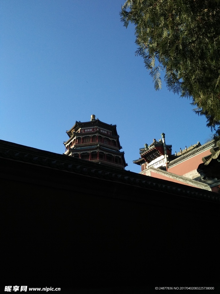 古塔一角