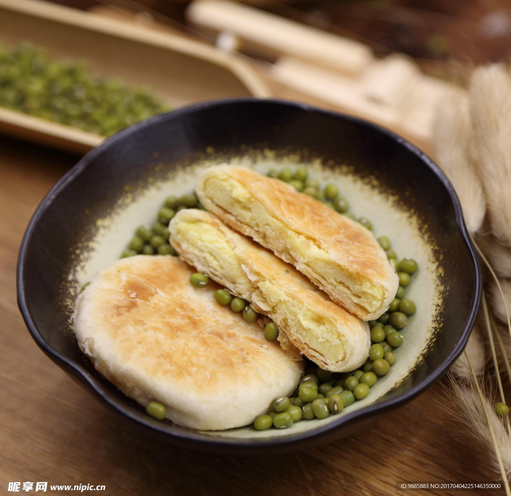 鸡蛋饼怎么做_鸡蛋饼的做法_豆果美食