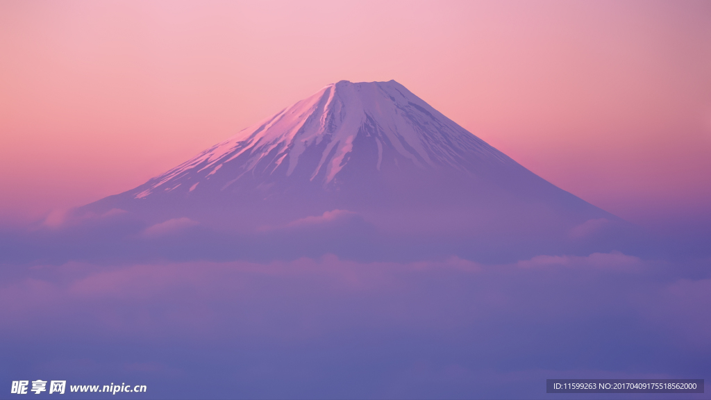 晚霞中的富士山图片