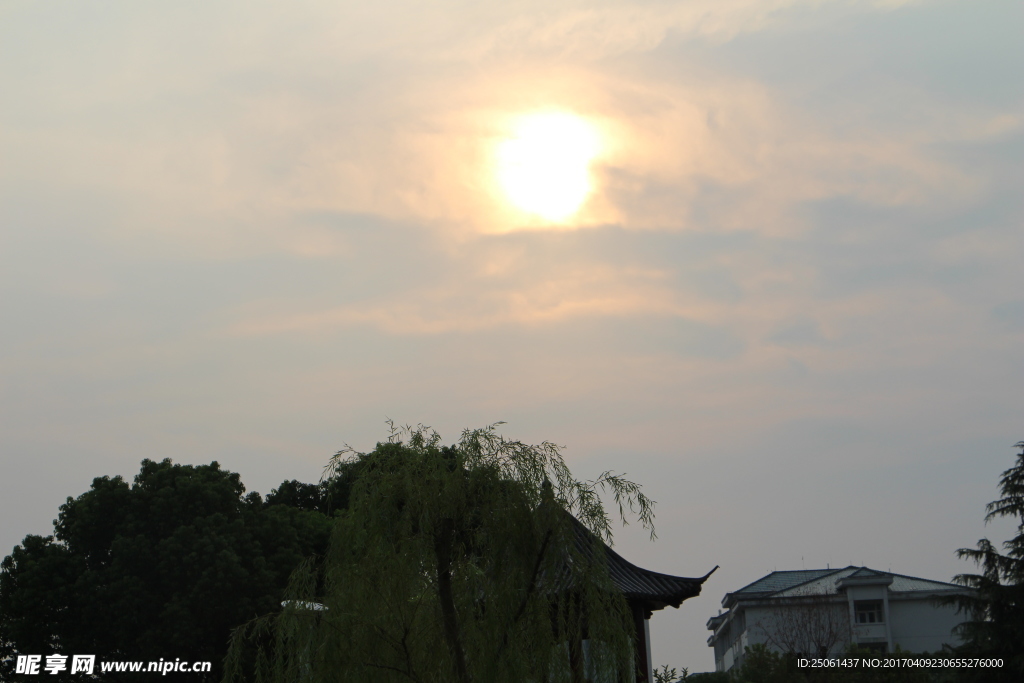 夕阳西下