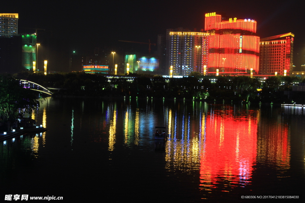 南宁夜景图
