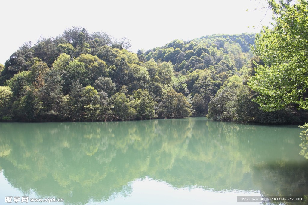 山水之间