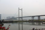 跨江大桥