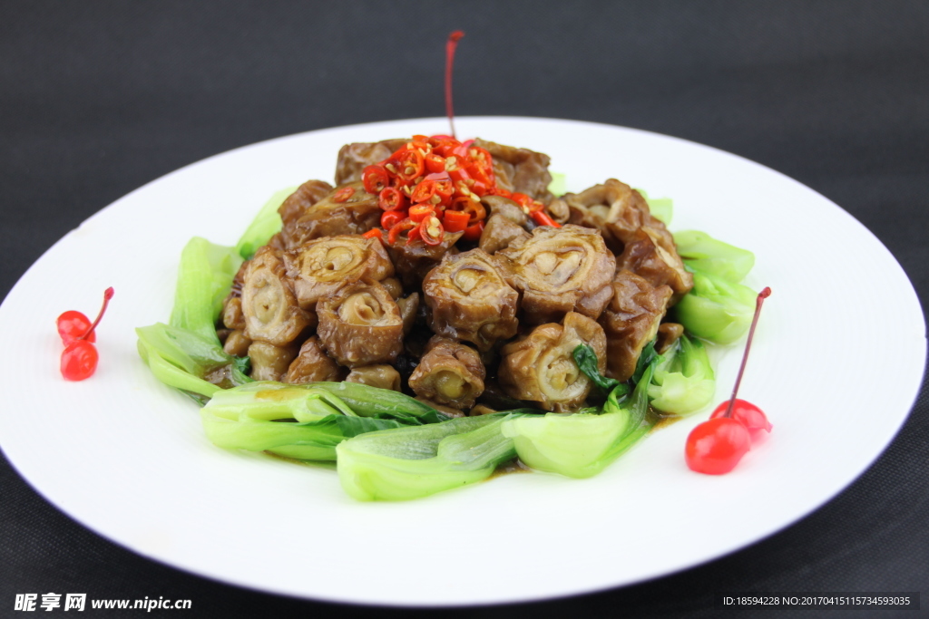 油菜溜肥肠