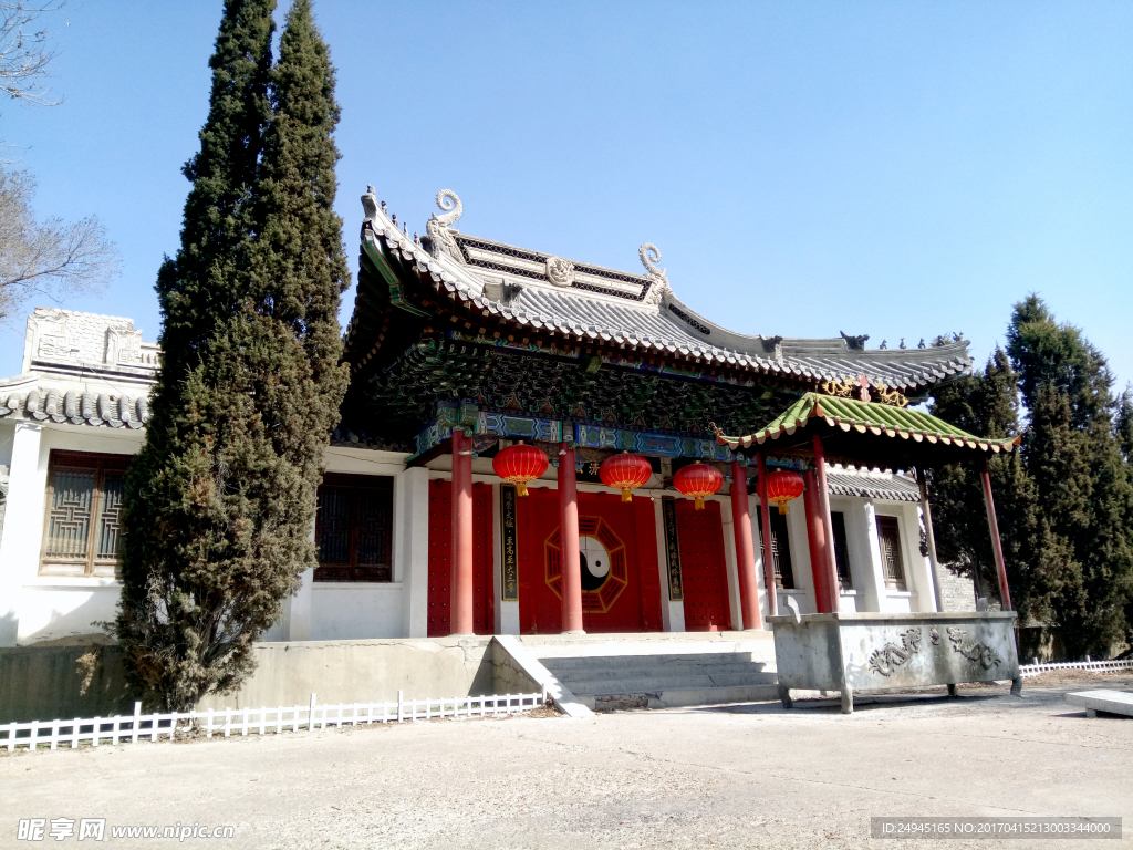 龙沙公园建筑
