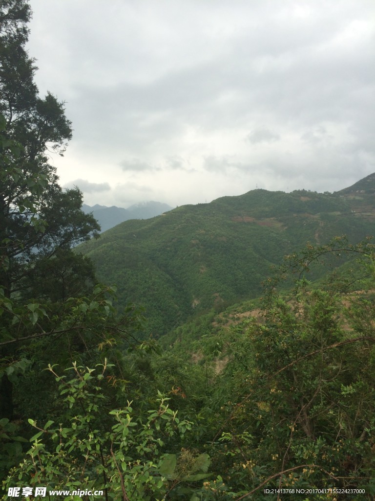 大山