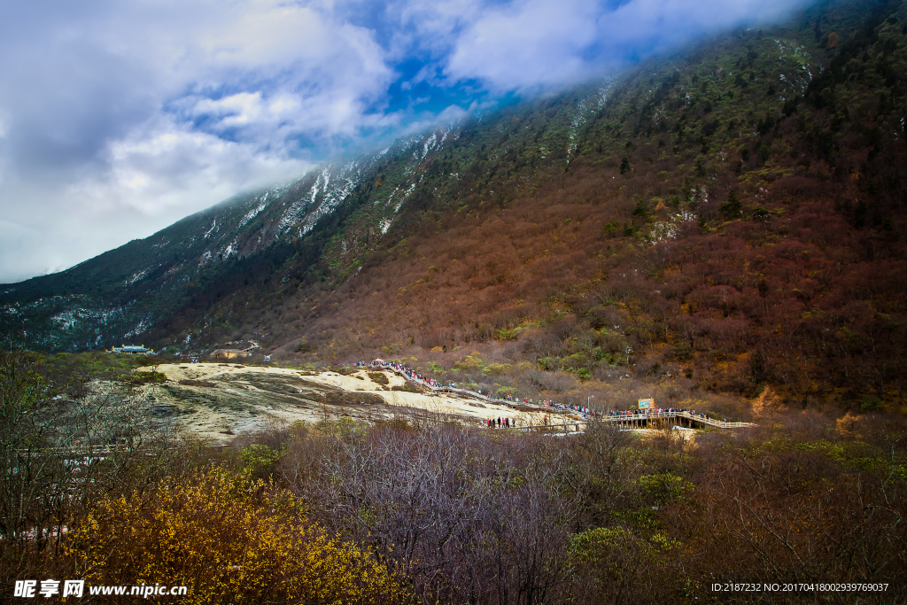 四川黄龙 四川风光