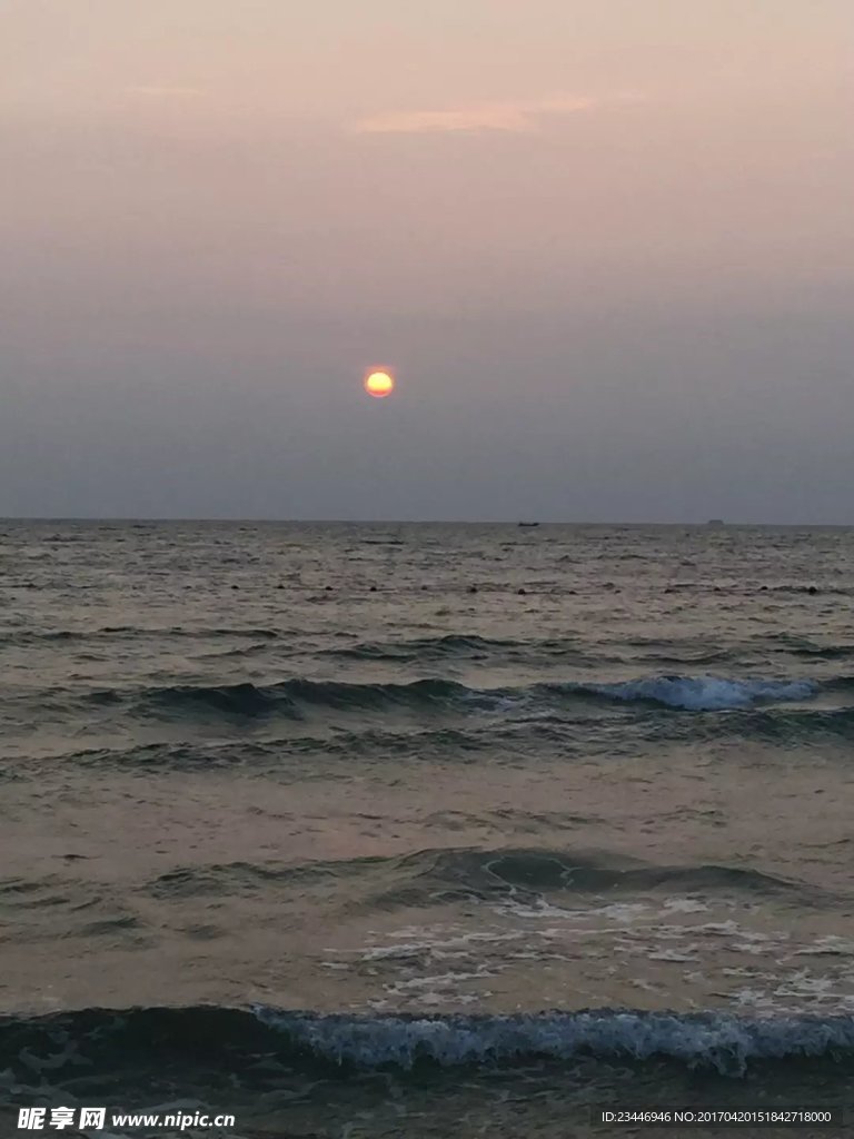 海边日出