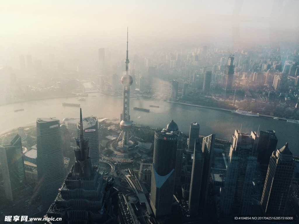 东方明珠塔