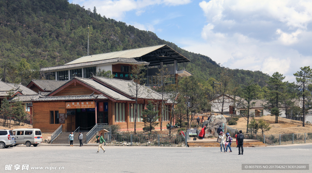 云杉坪索道广场