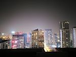 高楼夜景