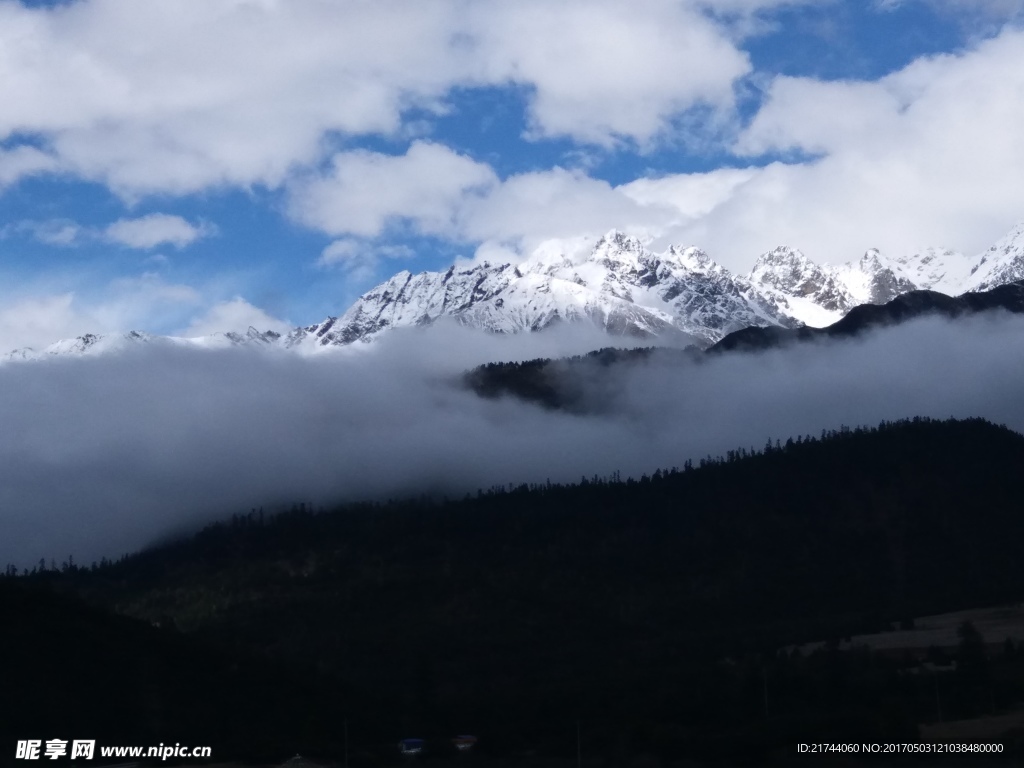 雪山