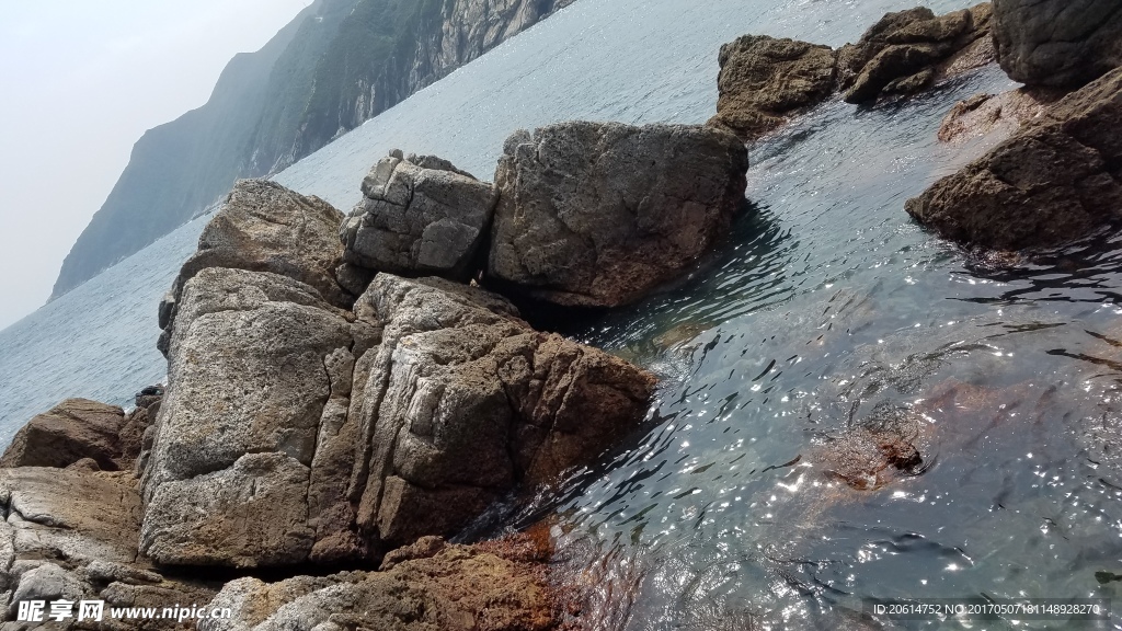 海边岩石