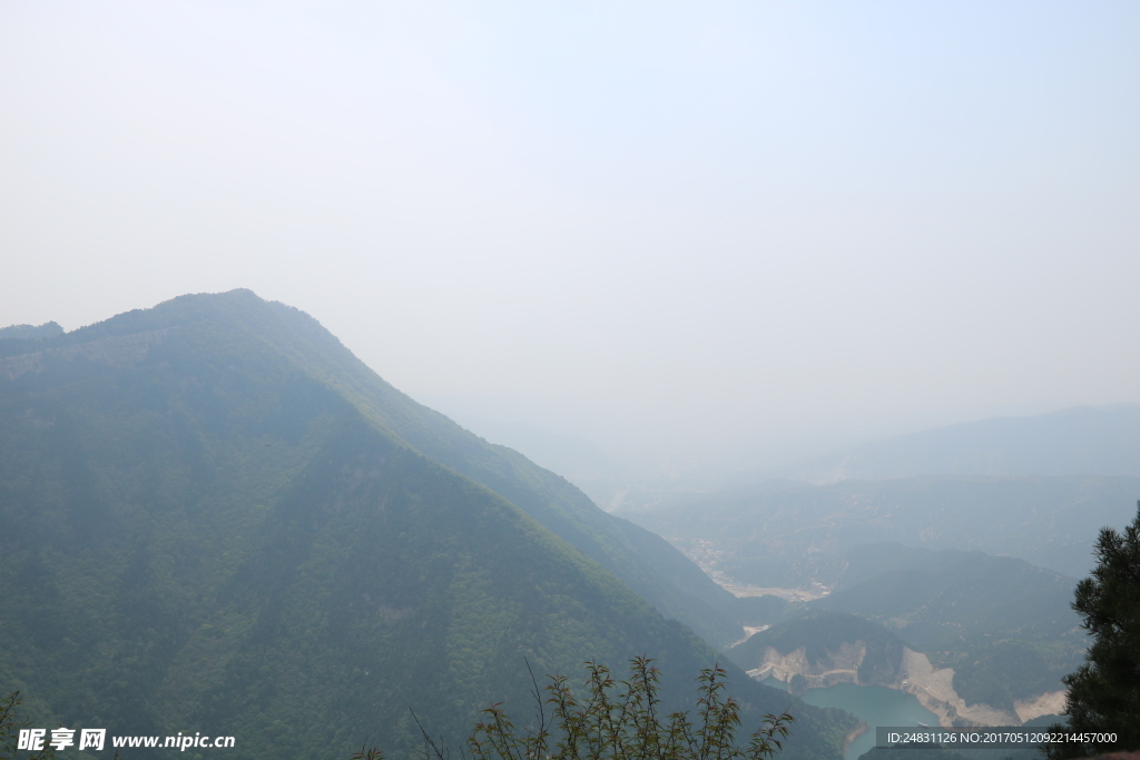 高山