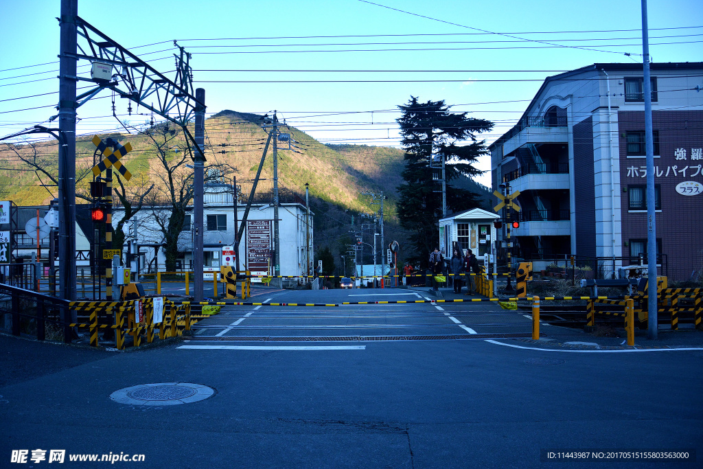 铁路十字路口