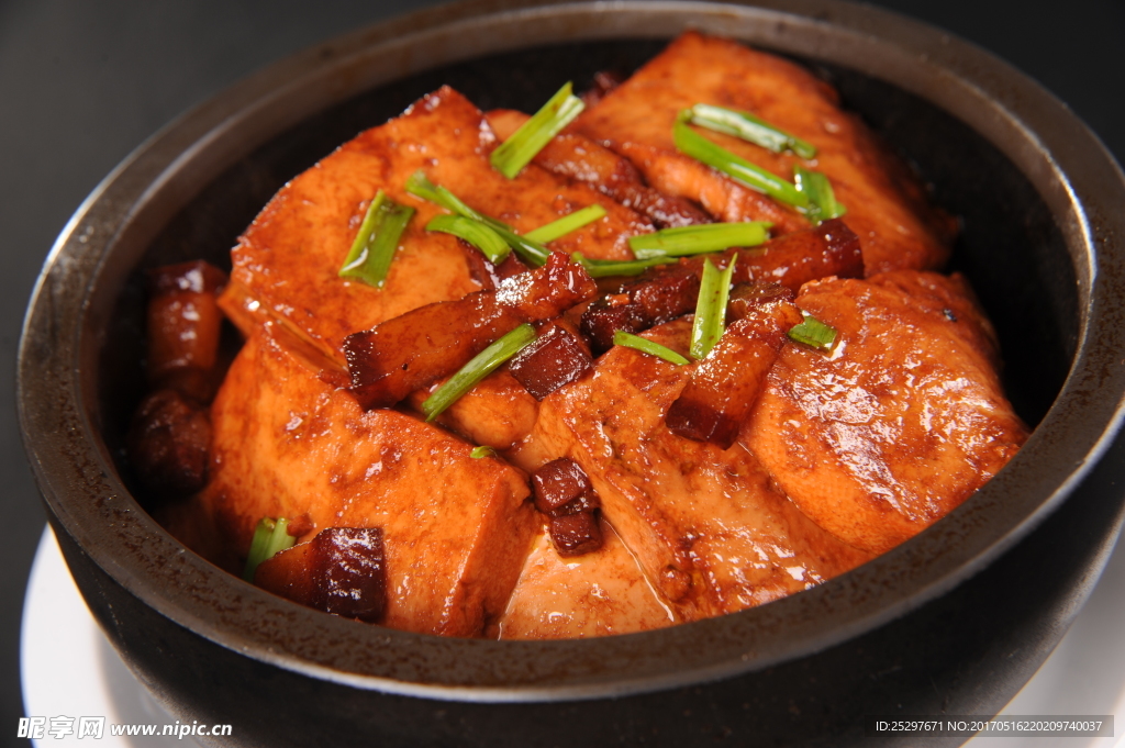 石锅豆腐