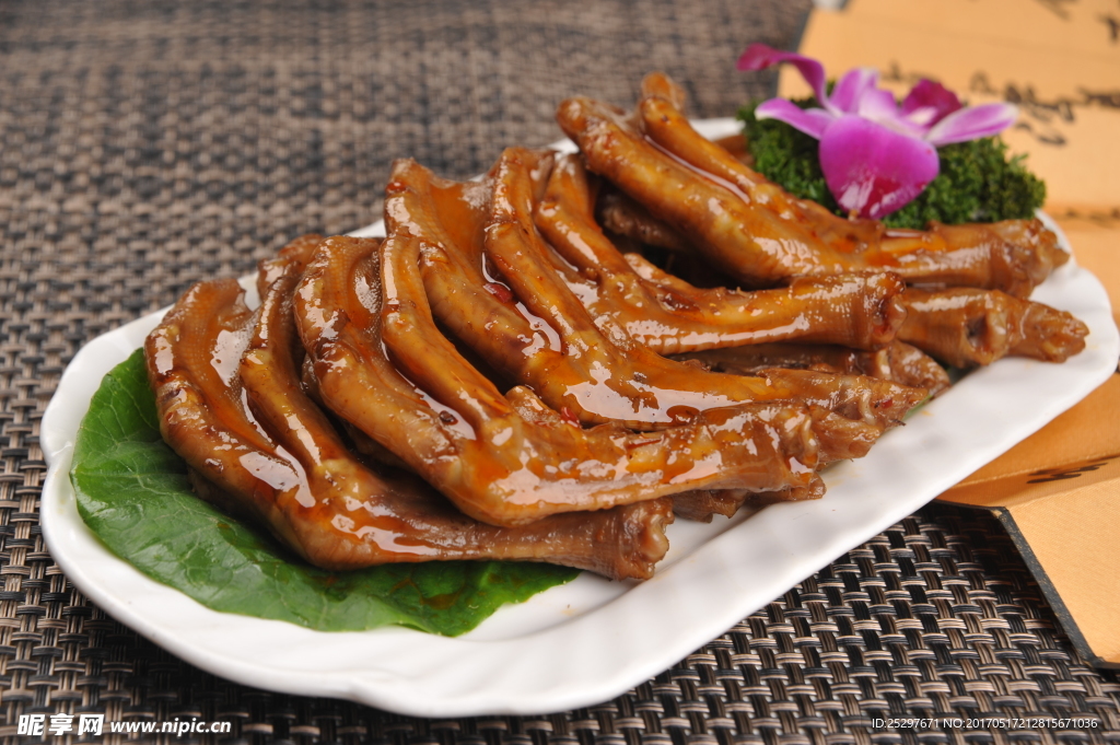 麻辣鸭掌
